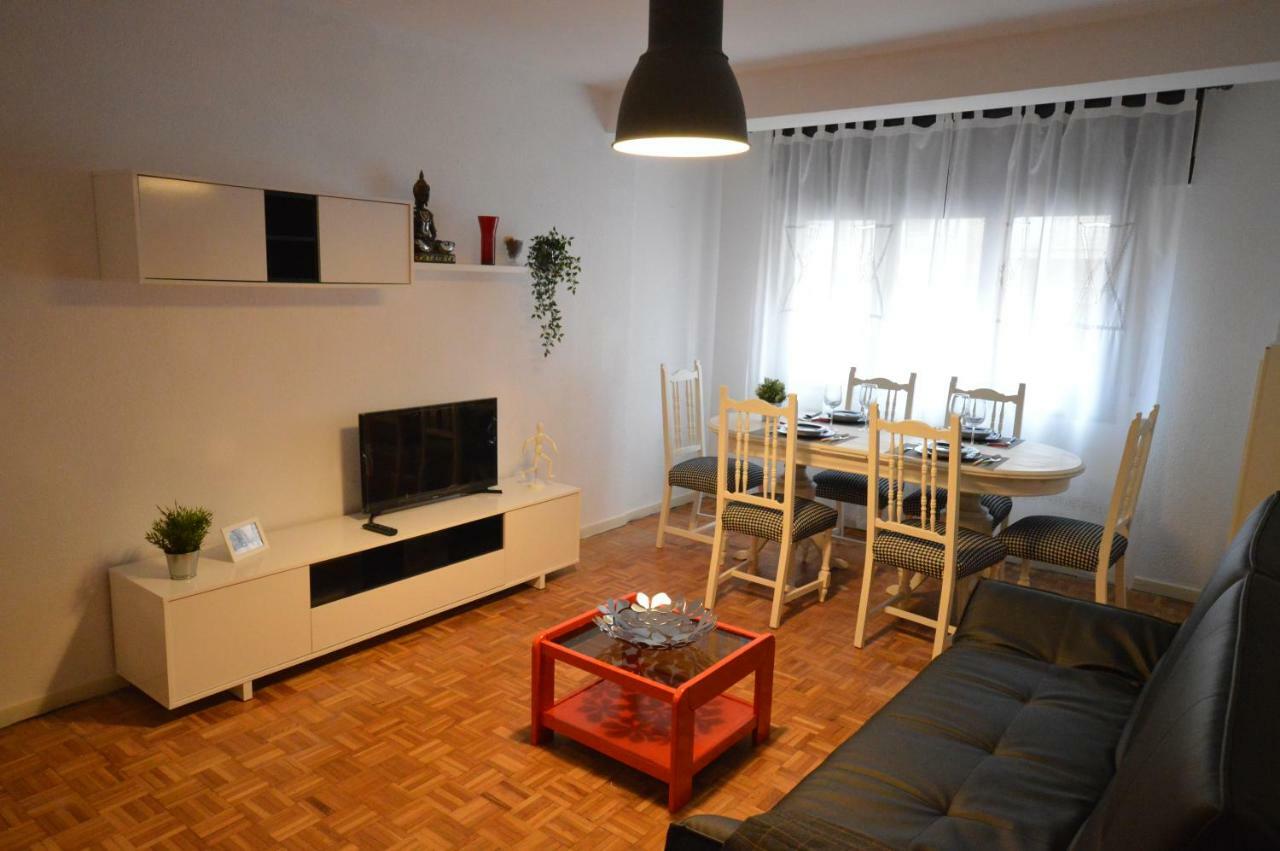Apartamento Fleta Apartment Zaragoza Luaran gambar