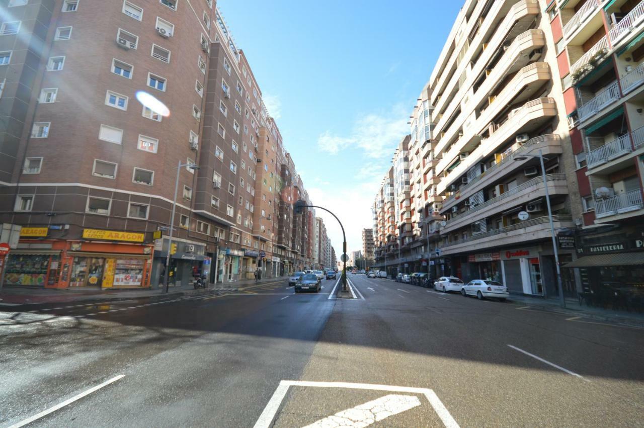Apartamento Fleta Apartment Zaragoza Luaran gambar