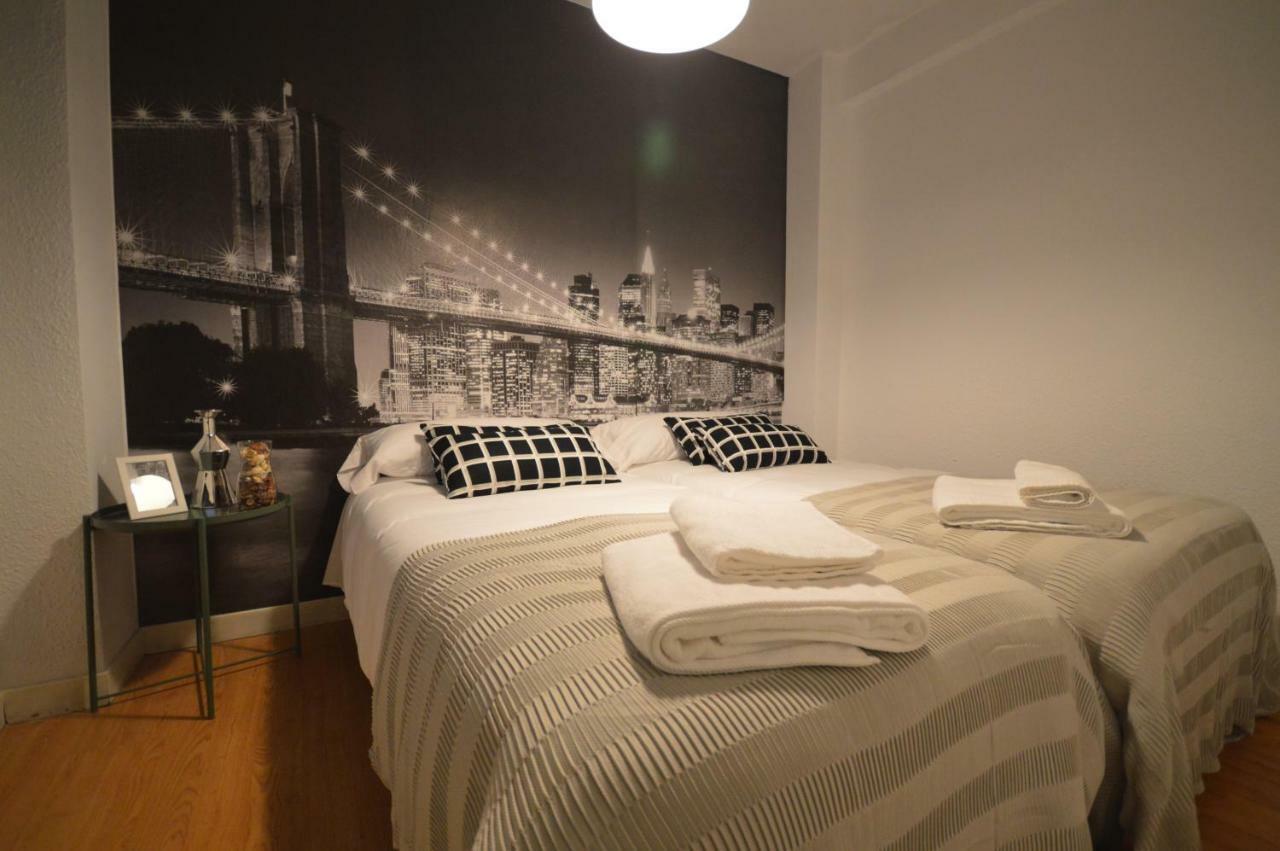 Apartamento Fleta Apartment Zaragoza Luaran gambar