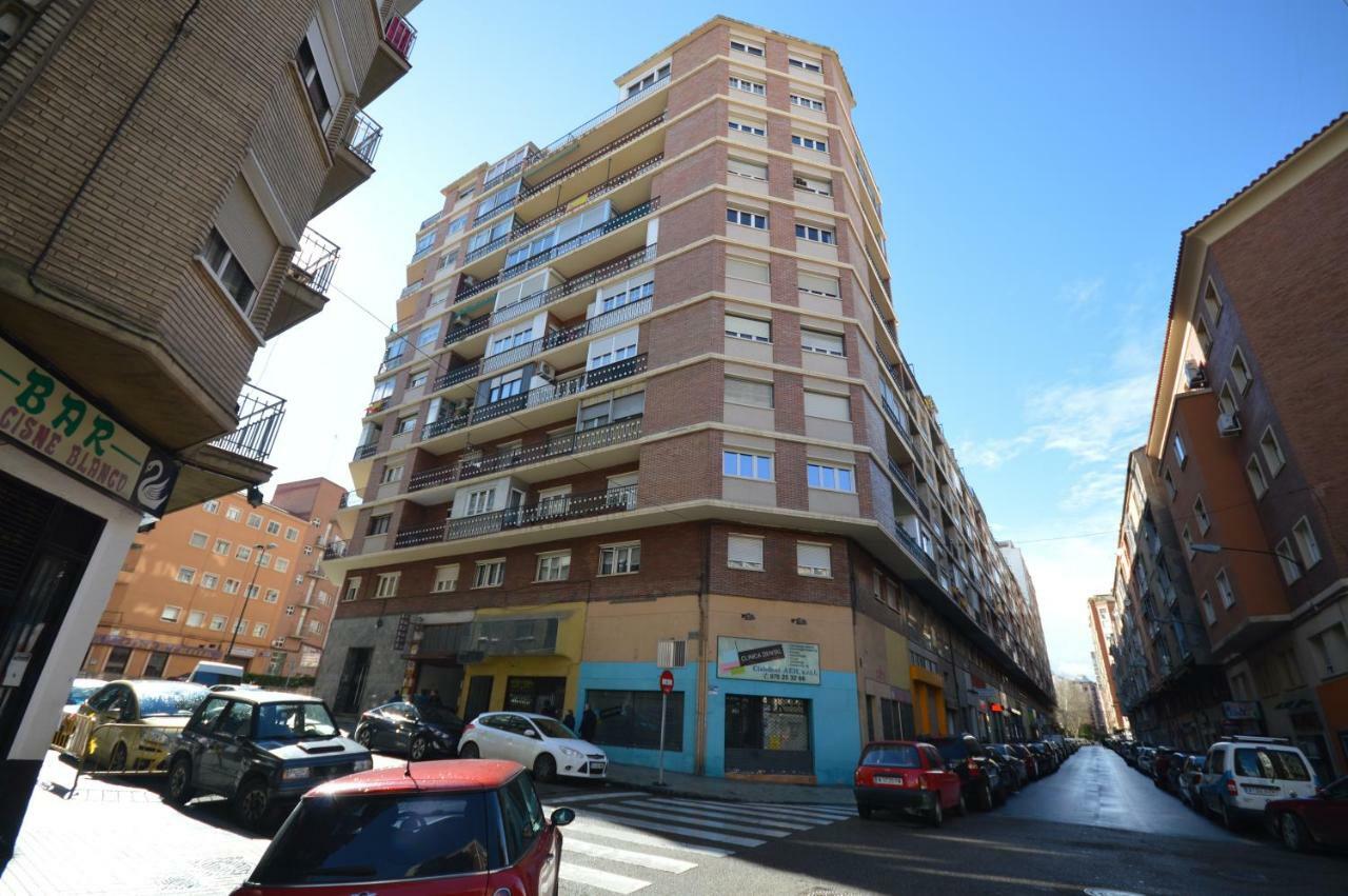 Apartamento Fleta Apartment Zaragoza Luaran gambar