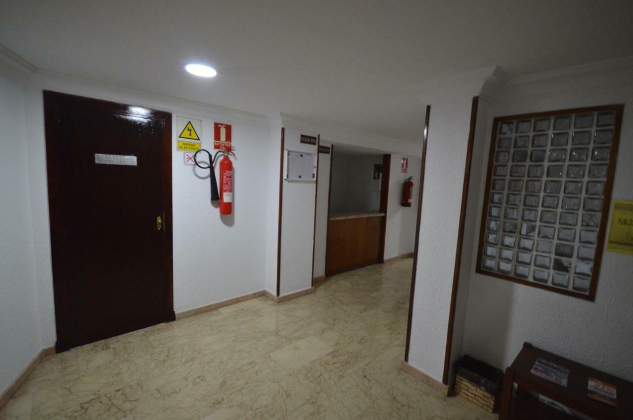 Apartamento Fleta Apartment Zaragoza Luaran gambar