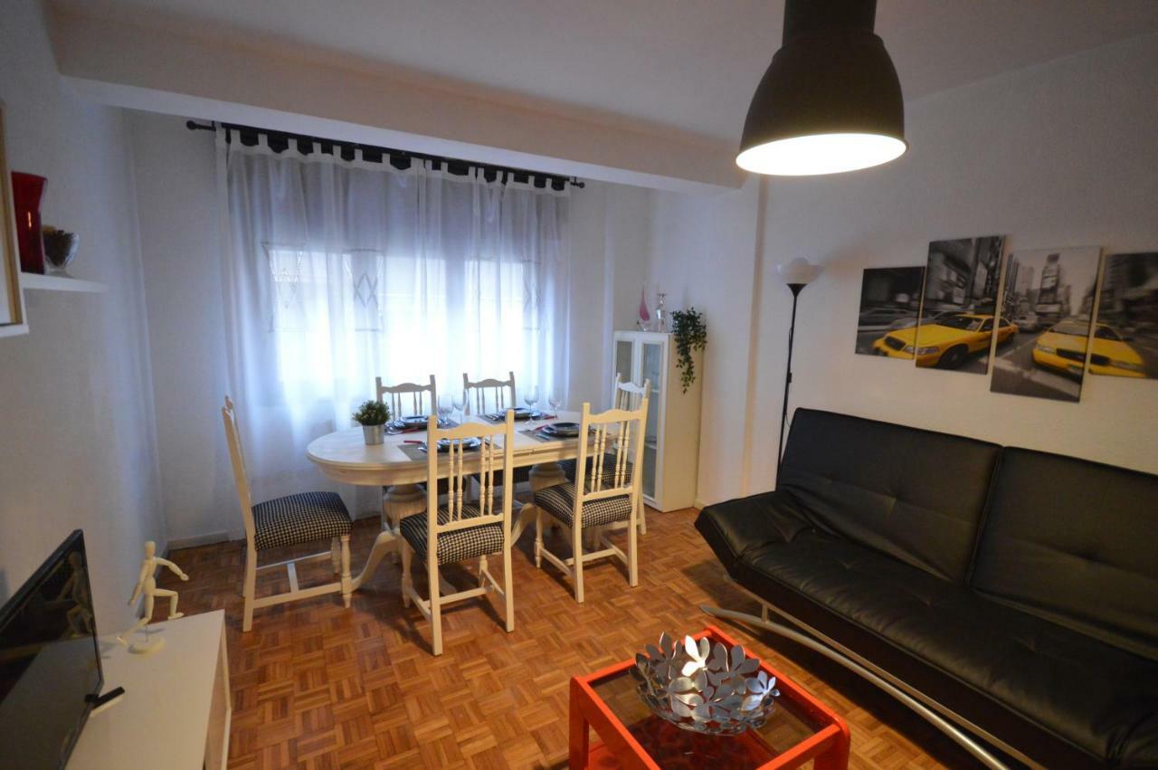 Apartamento Fleta Apartment Zaragoza Luaran gambar