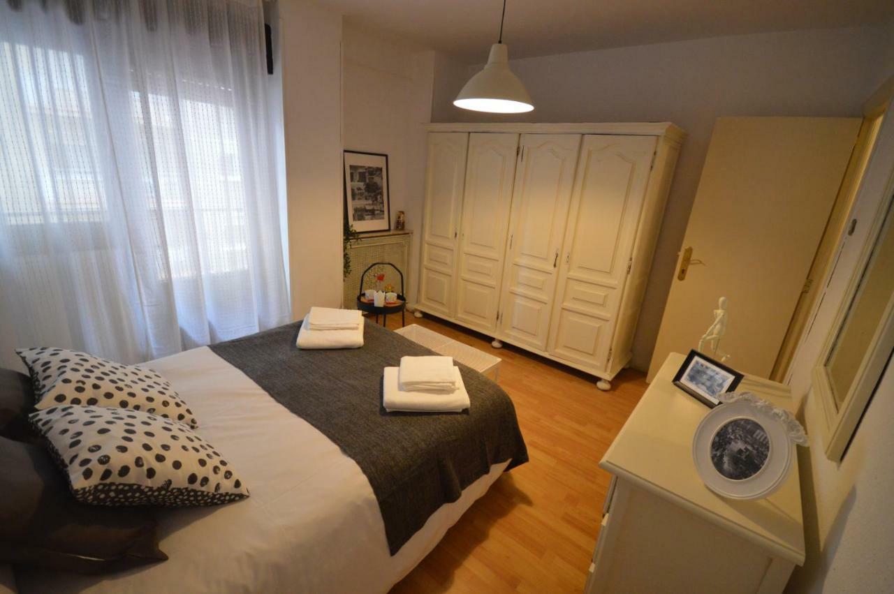 Apartamento Fleta Apartment Zaragoza Luaran gambar